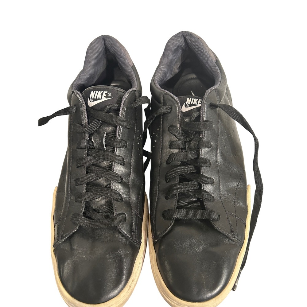 Nike Tennis Classic Men's Size 11 Black Sail Low Top Sneaker 311090-001